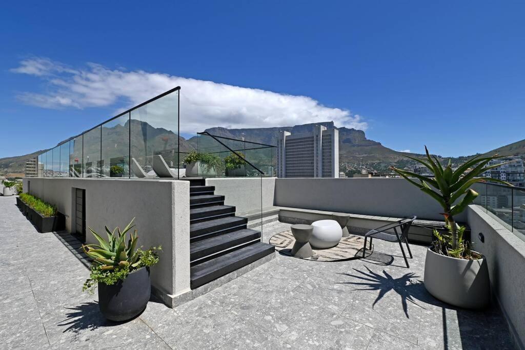 Hannah 209 - The Tokyo Cape Town Exterior photo